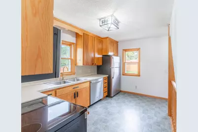 6632 Vincent Avenue S, Richfield, MN 55423 - Photo 2