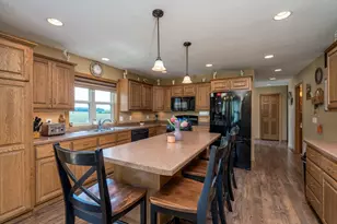 58605 243rd St, Kasota, MN 56050 - Photo 2