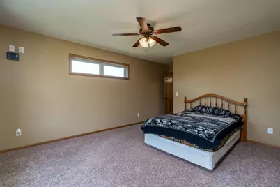 58605 243rd Street, Kasota, MN 56050 - Photo 16