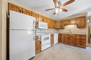 2326 20th Ave S, Fargo,  58103 - Photo 8