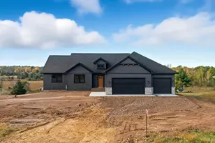 885 183rd Ct, Star Prairie, WI 54017 - Photo 2