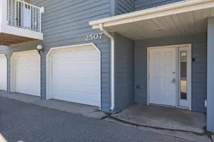 2507 25th St S, Fargo,  58103 - Photo 2