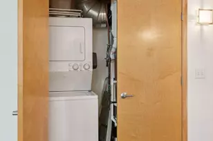 111 E Franklin Ave, Minneapolis, MN 55404 - Photo 20