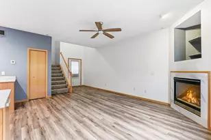 7558 6th St N, Oakdale, MN 55128 - Photo 8