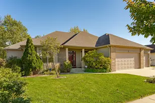 3752 Stone Point Dr NE, Rochester, MN 55906 - Photo 2