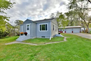 510 N Park St, Alexandria, MN 56308 - Photo 1