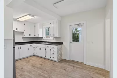 29 E Main Street, Waconia, MN 55387 - Photo 12