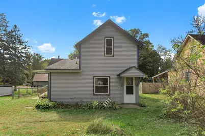 111 Elizabeth Street SW, Isanti, MN 55040 - Photo 1