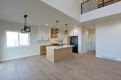 6914 3rd Street NW, Moorhead, MN 56560 - Photo 10