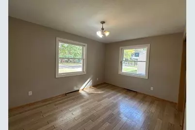 1123 Elmhurst Avenue, Luverne, MN 56156 - Photo 22