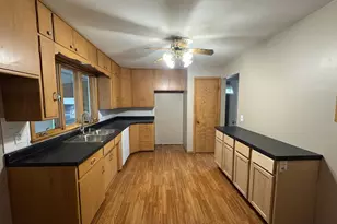 1123 Elmhurst Ave, Luverne, MN 56156 - Photo 8