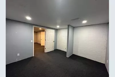 1123 Elmhurst Avenue, Luverne, MN 56156 - Photo 26