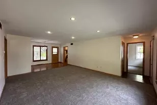 1123 Elmhurst Ave, Luverne, MN 56156 - Photo 12