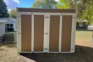 1123 Elmhurst Ave, Luverne, MN 56156 - Photo 2