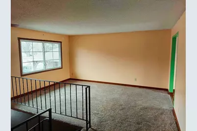 94 108th Avenue NW, Coon Rapids, MN 55448 - Photo 4