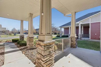 6736 99th Avenue N, Brooklyn Park, MN 55445 - Photo 4