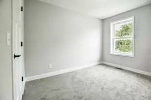 2604 Golden Valley Rd, Minneapolis, MN 55411 - Photo 22