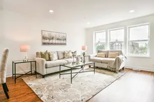 2604 Golden Valley Rd, Minneapolis, MN 55411 - Photo 4