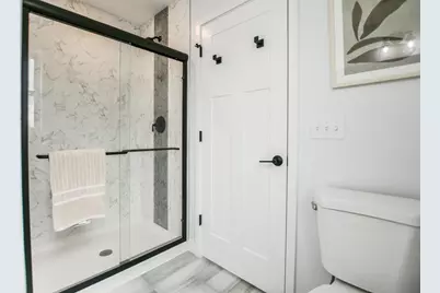 2604 Golden Valley Road, Minneapolis, MN 55411 - Photo 20