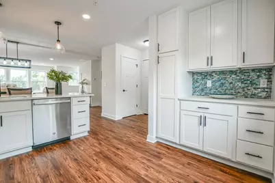 2604 Golden Valley Road, Minneapolis, MN 55411 - Photo 10