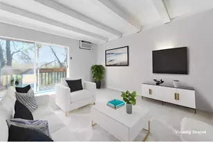 380 Ramsey St, Saint Paul, MN 55102 - Photo 1