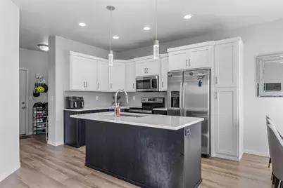 3732 18th Street S, Moorhead, MN 56560 - Photo 8