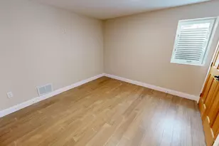 122 Ridge Rd, New London, MN 56273 - Photo 32