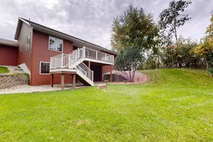 122 Ridge Rd, New London, MN 56273 - Photo 4