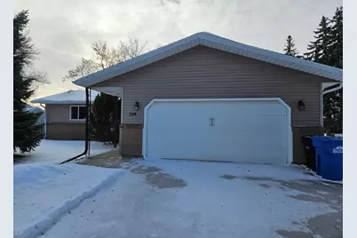 108 32nd Avenue N, Fargo, ND 58102 - Photo 1