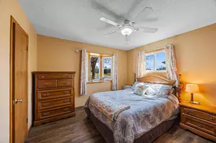 326 Larson St SW, Hutchinson, MN 55350 - Photo 20