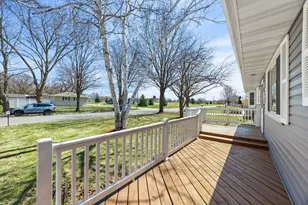 326 Larson St SW, Hutchinson, MN 55350 - Photo 50