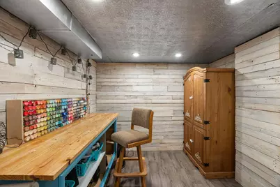 326 Larson Street SW, Hutchinson, MN 55350 - Photo 42