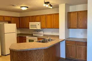 1102 Wheat St NW, New Prague, MN 56071 - Photo 2