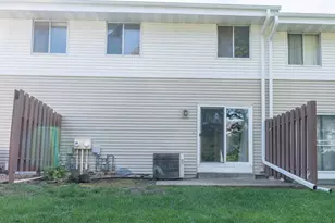 2363 Dorland Ln E, Maplewood, MN 55119 - Photo 30