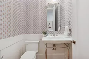 638 Gardner St, Wayzata, MN 55391 - Photo 8