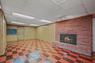 1629 Ridgewood Ln S, Roseville, MN 55113 - Photo 20