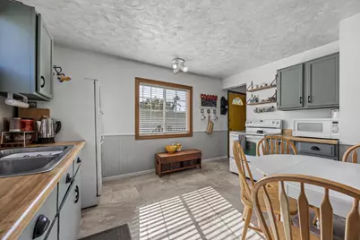 311 1st Avenue SE, Dilworth, MN 56529 - Photo 14
