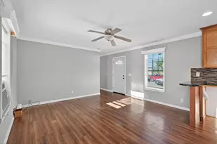 1010 NE North Circle NE, Fridley, MN 55432 - Photo 6