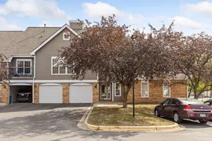 5998 Chasewood Pkwy, Minnetonka, MN 55343 - Photo 4