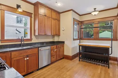 885 Linwood Avenue, Saint Paul, MN 55105 - Photo 20