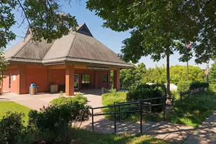 885 Linwood Ave, Saint Paul, MN 55105 - Photo 52