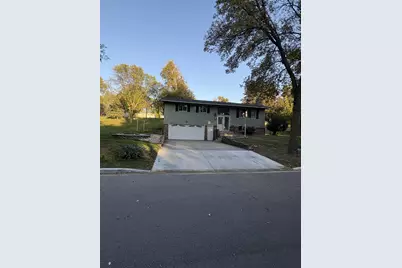 1308 Oak Drive, Montevideo, MN 56265 - Photo 2