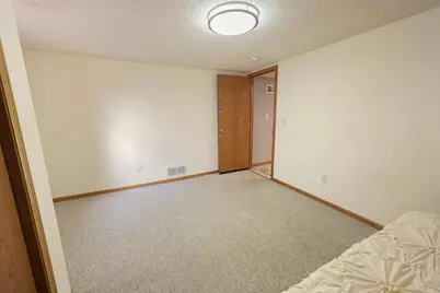 401 N Gorman Avenue, Litchfield, MN 55355 - Photo 30