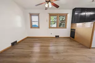 401 N Gorman Ave, Litchfield, MN 55355 - Photo 8