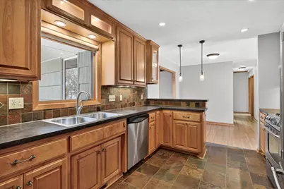 14812 Belvoir Drive, Minnetonka, MN 55345 - Photo 12