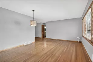 14812 Belvoir Dr, Minnetonka, MN 55345 - Photo 6