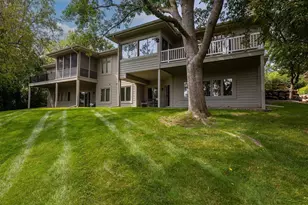 8991 Ferndale Ln, Eden Prairie, MN 55347 - Photo 44