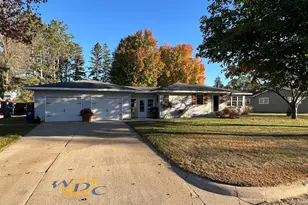 216 Nixon Ave SW, Wadena, MN 56482 - Photo 1