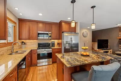 7100 145th Street W, Apple Valley, MN 55124 - Photo 10