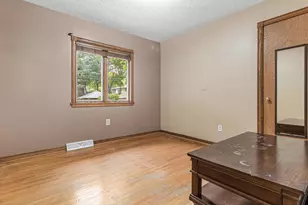 13817 Thomas Ave S, Burnsville, MN 55337 - Photo 24